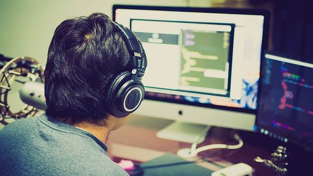Are front-end developers in demand in USA?