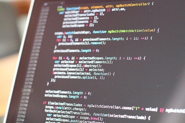 Which programming language has highest salary?